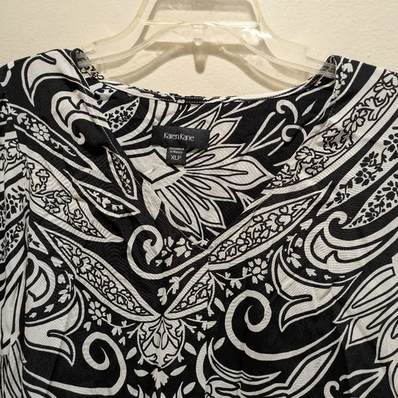 karen Kane Black and White Patterned Blouse Size Xlp - Picture 3 of 6